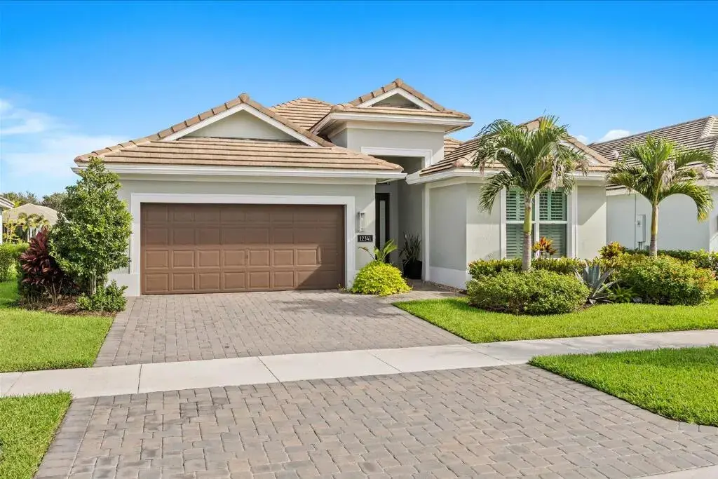 12341 SW Sunset Lk Lane, Port St. Lucie FL 34987