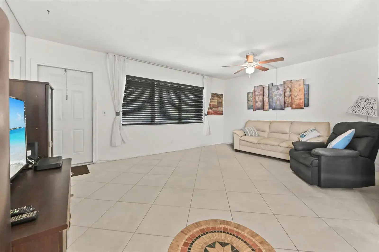 305 Norwich M, West Palm Beach FL 33417 photo 3