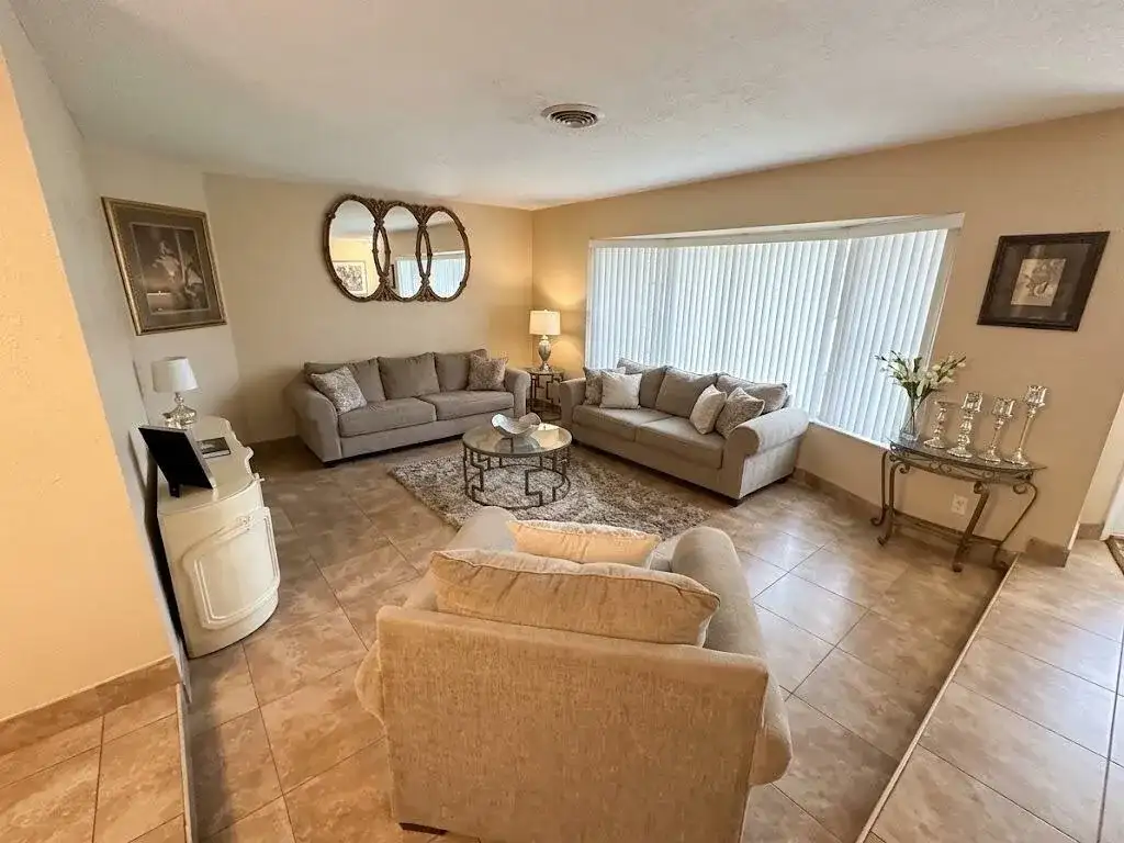 820 SW 49th Terrace, Margate FL 33068 photo 4