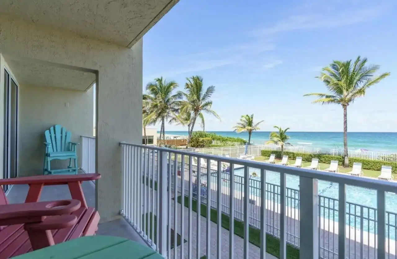 9800 S OCEAN Drive # 205, Jensen Beach FL 34957