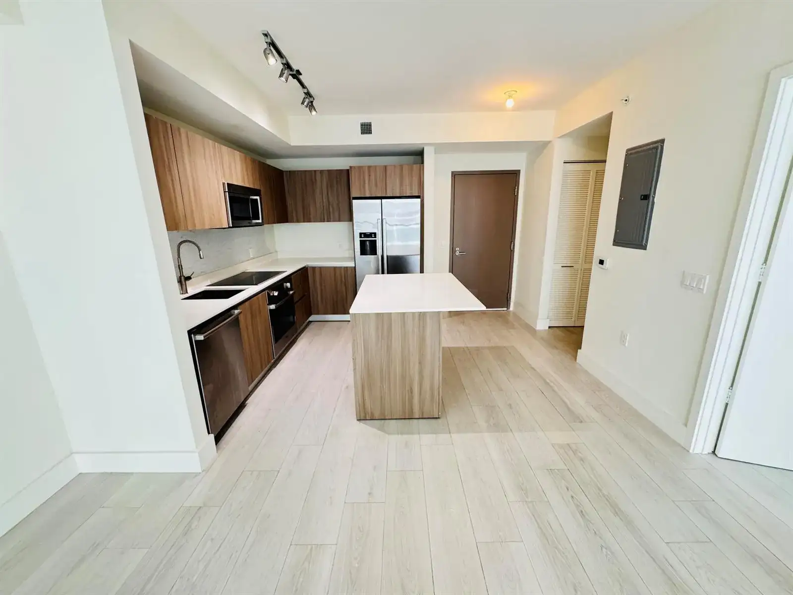 201 SW 17TH Road # 603, Miami FL 33129 photo 5