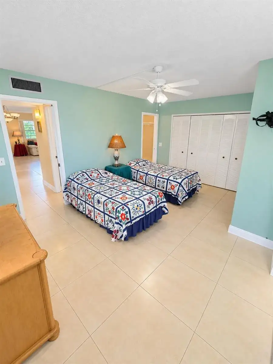 391 BURGUNDY I Avenue, Delray Beach FL 33484 photo 5