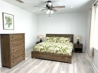 1115 PAPAYA Street, Hollywood FL 33019 photo 5