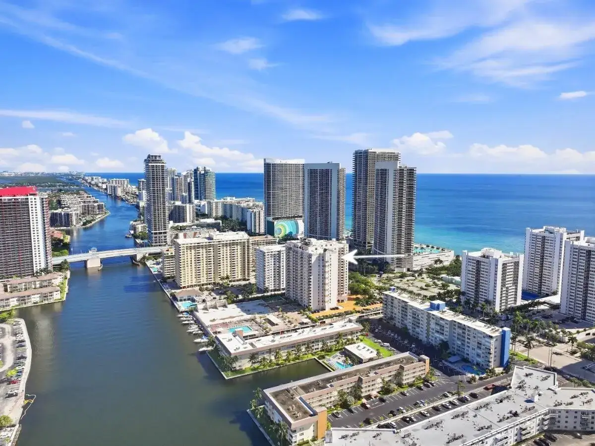 1865 S OCEAN Drive # 16H, Hallandale Beach FL 33009