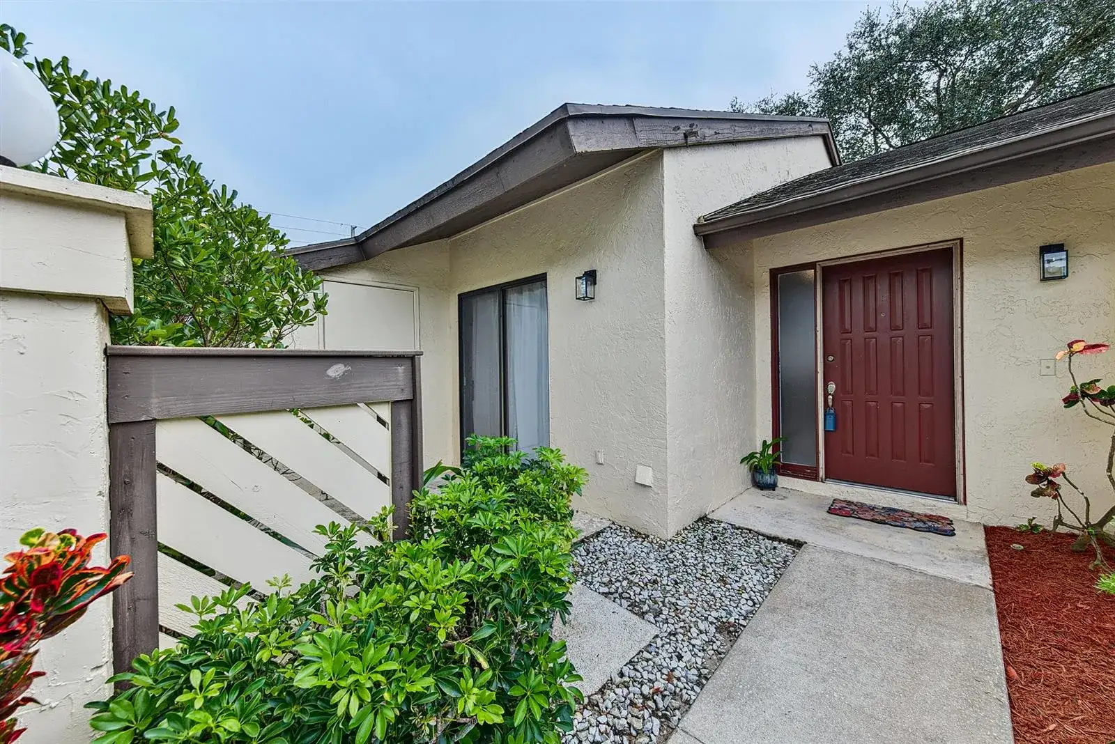 13 Bay Cedar Court, Royal Palm Beach FL 33411