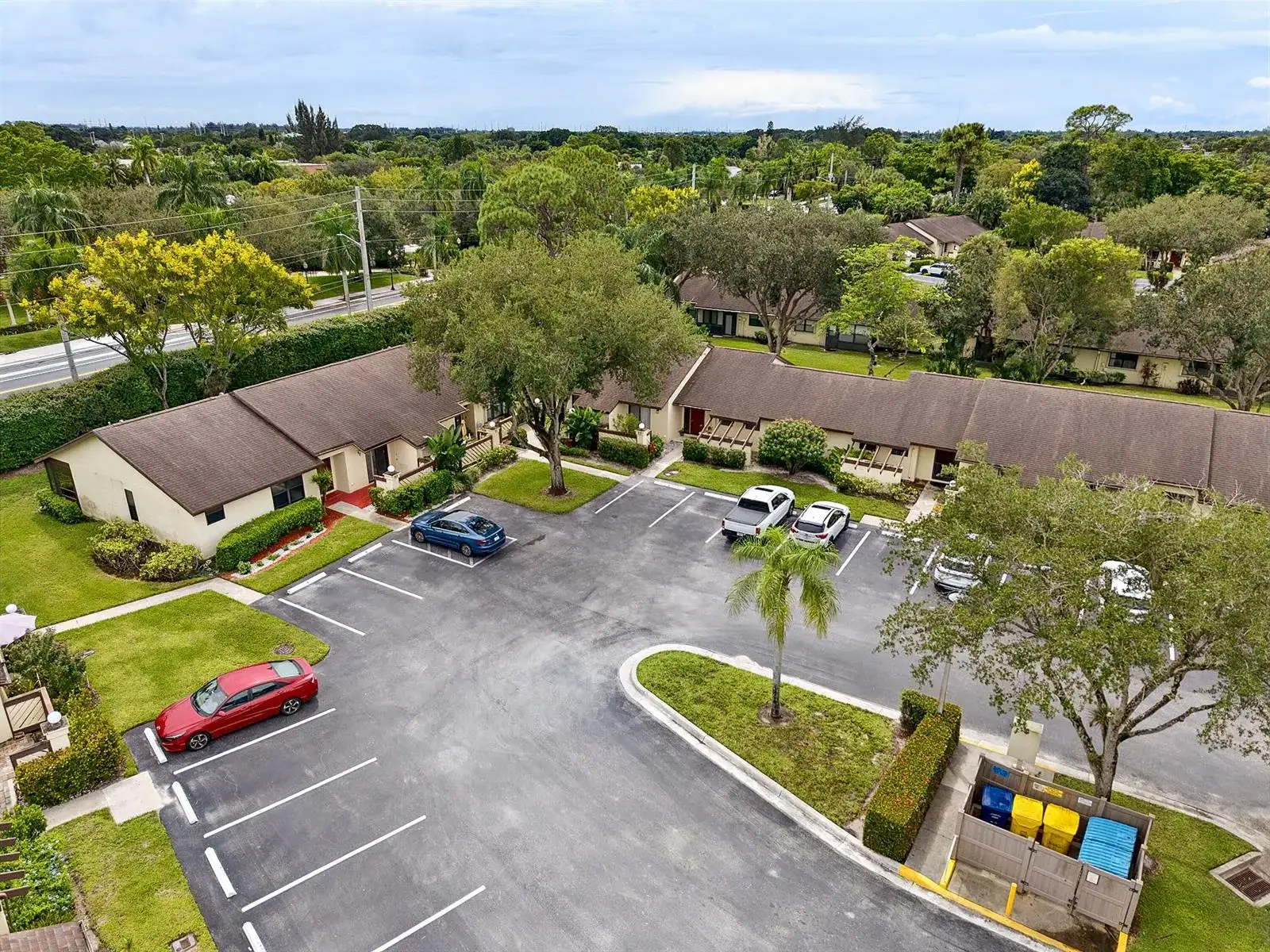 13 Bay Cedar Court, Royal Palm Beach FL 33411 photo 4