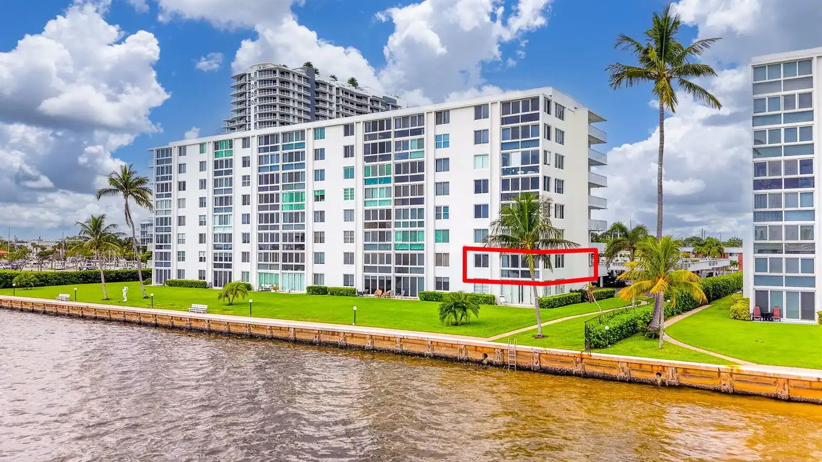 301 LAKE SHORE Drive # 201, Lake Park FL 33403