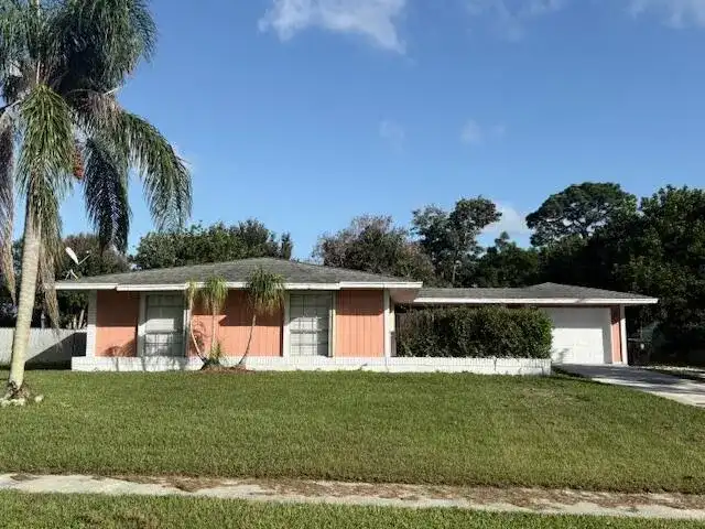 357 NE Camelot Drive, Port St. Lucie FL 34983