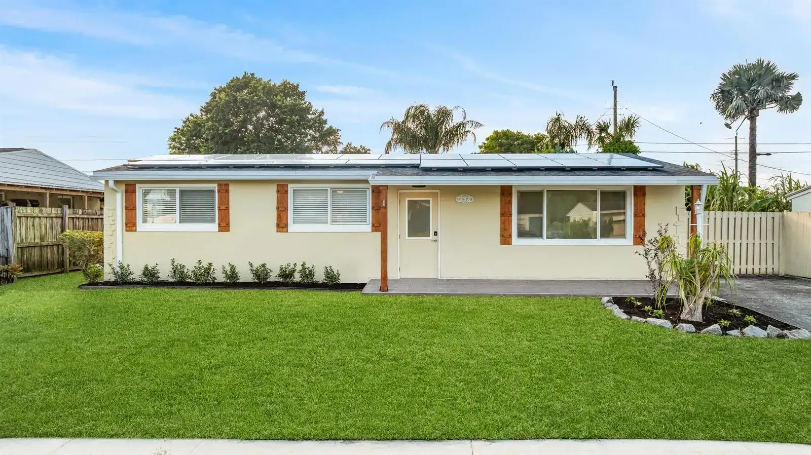 9379 KEATING Drive, Palm Beach Gardens FL 33410 photo 2