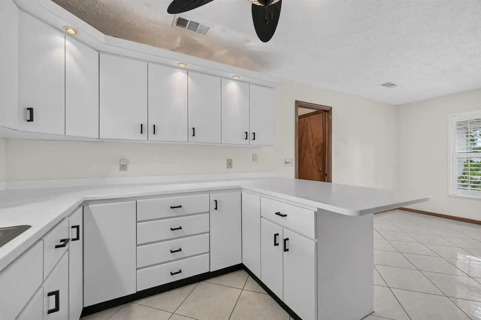 102 SW EVANS Avenue, Port St. Lucie FL 34984 photo 5