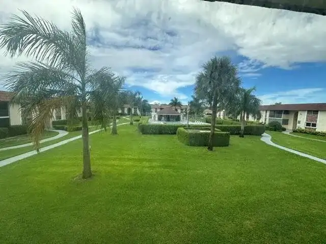 22805 SW 66th Avenue # 207, Boca Raton FL 33428