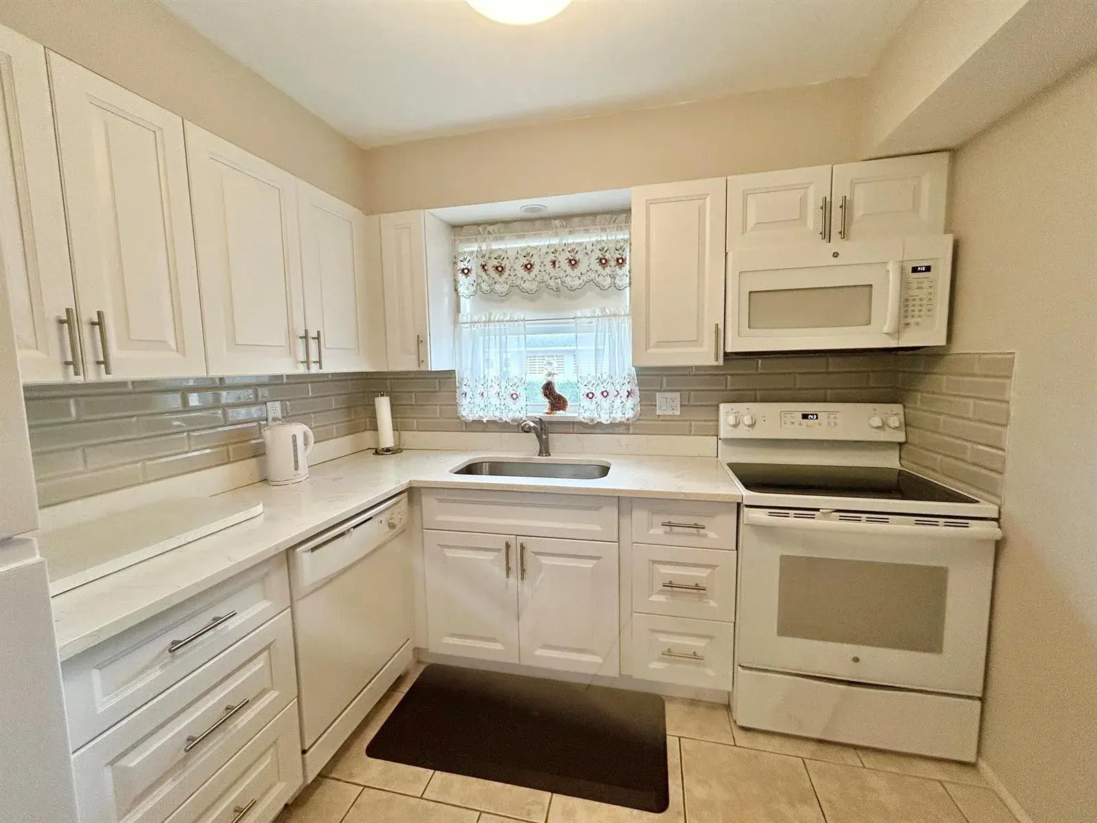 2666 Emory Drive E # D, West Palm Beach FL 33415