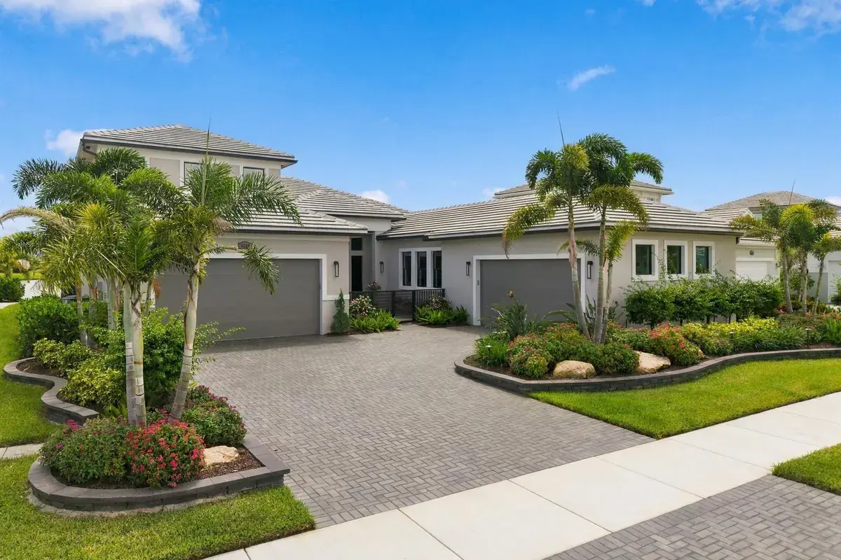 8549 SW Felicita Way, Port St. Lucie FL 34987