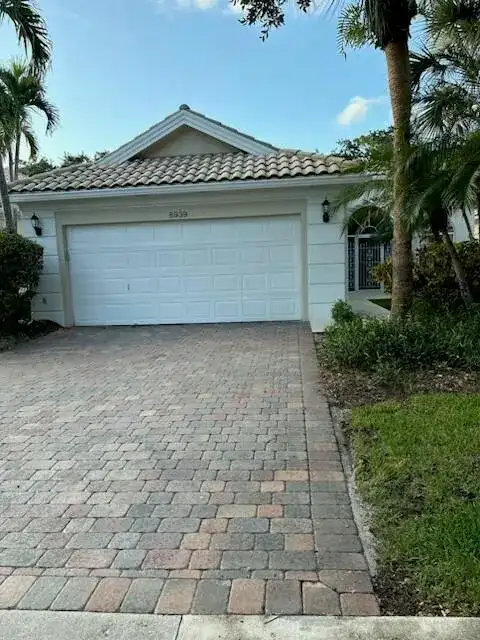 8939 OLDHAM Way, West Palm Beach FL 33412 photo 2