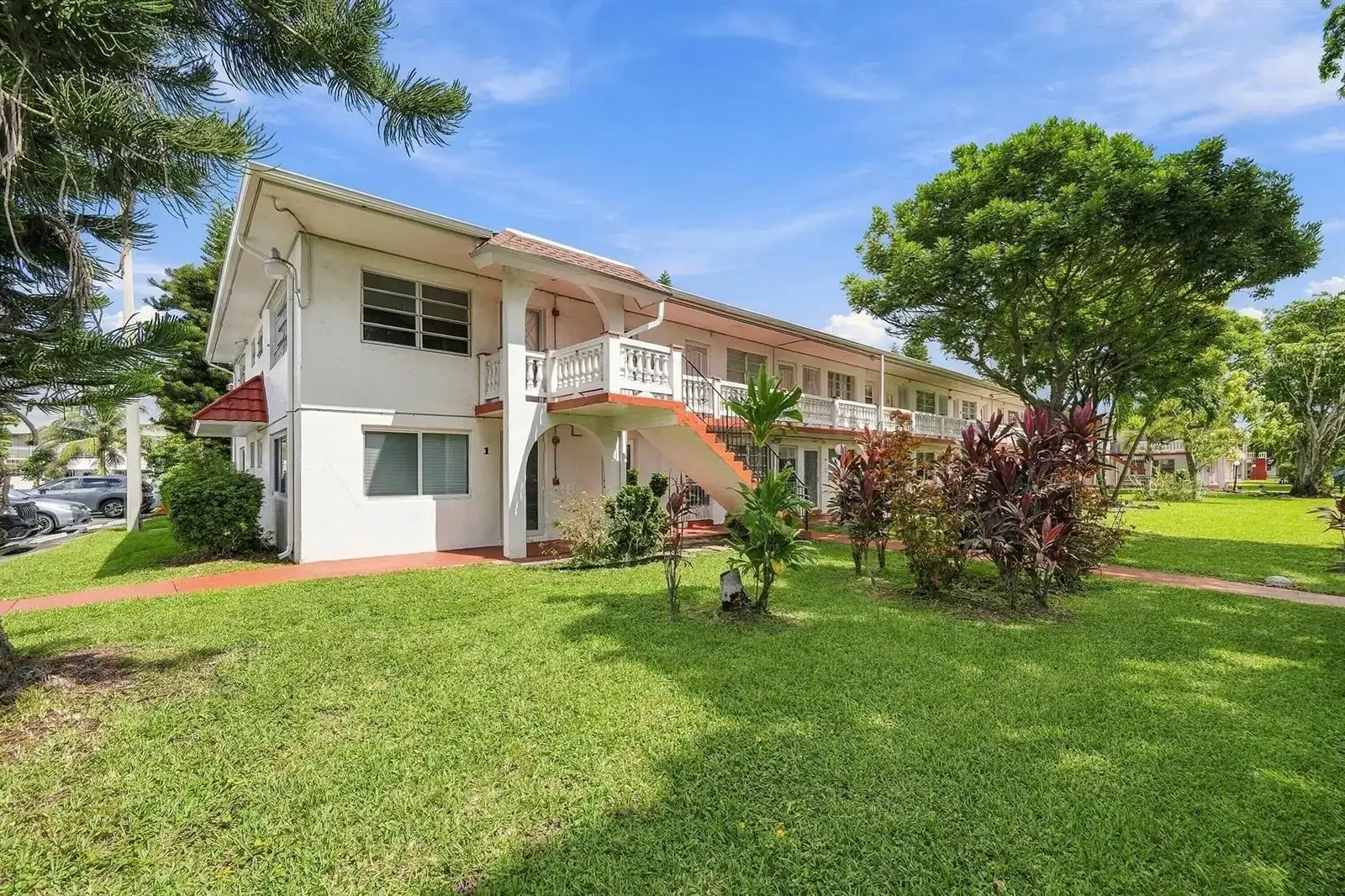 175 NE 203rd Terrace # 24, Miami FL 33179