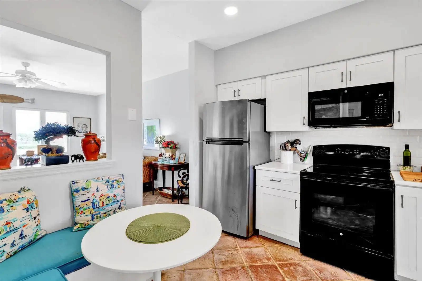 5040 Harmony Circle # 305, Vero Beach FL 32967 photo 4