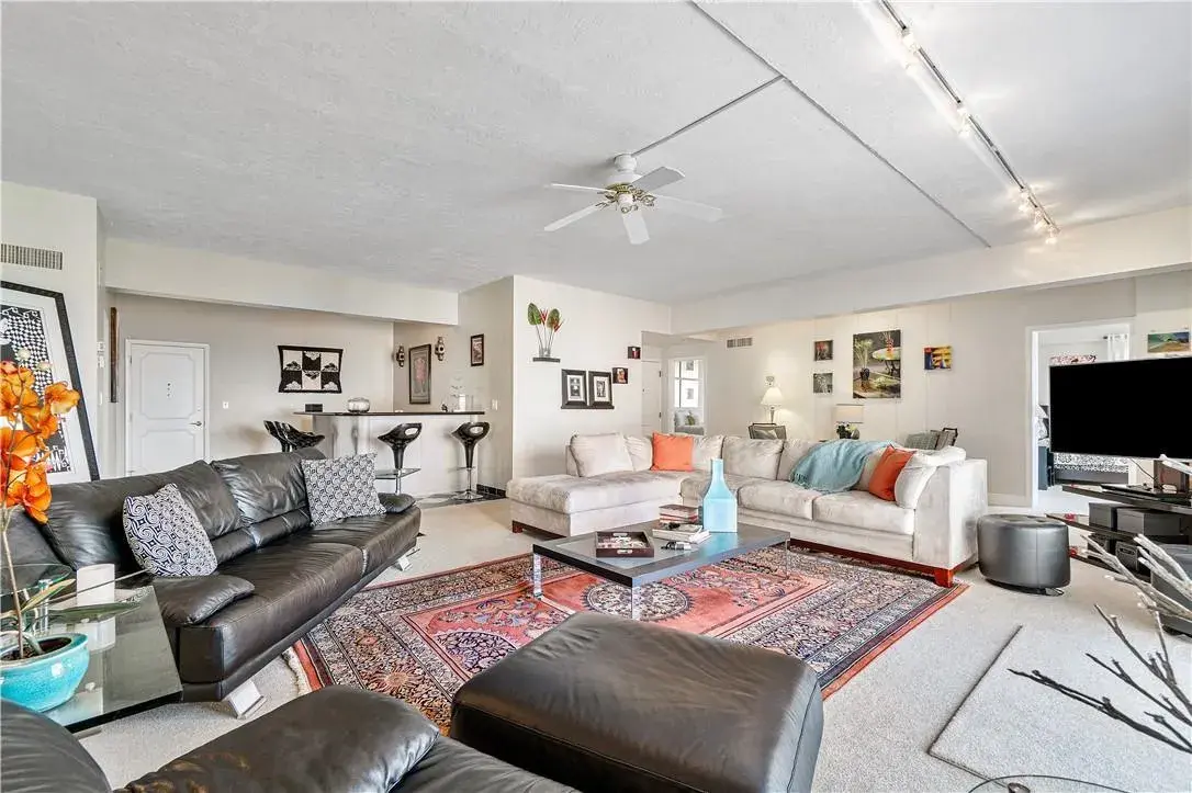 95 N BIRCH Road # 900, Fort Lauderdale FL 33304