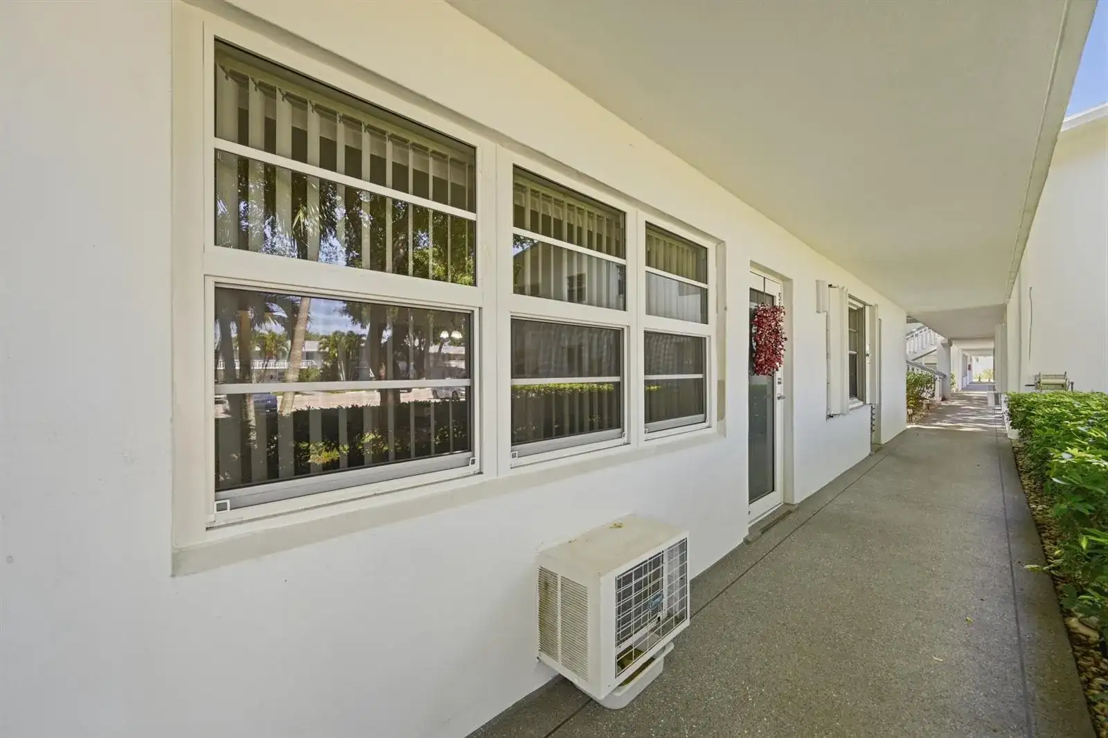 551 DURHAM Circle # T, Deerfield Beach FL 33442 photo 3