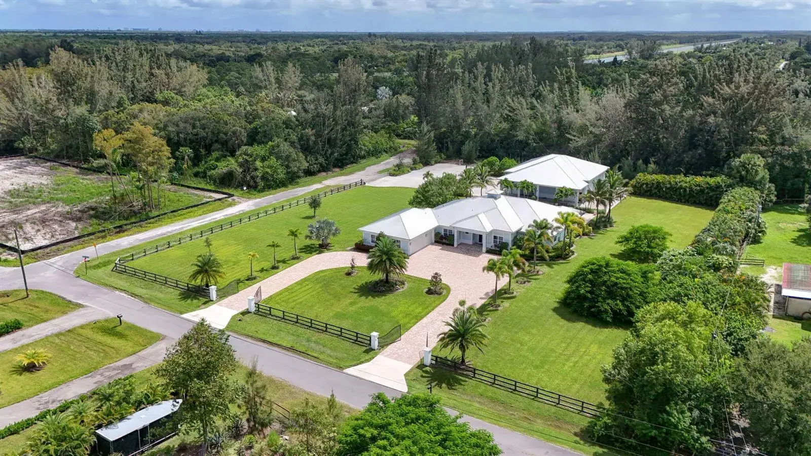 9118 Whippoorwill Trail, Jupiter FL 33478