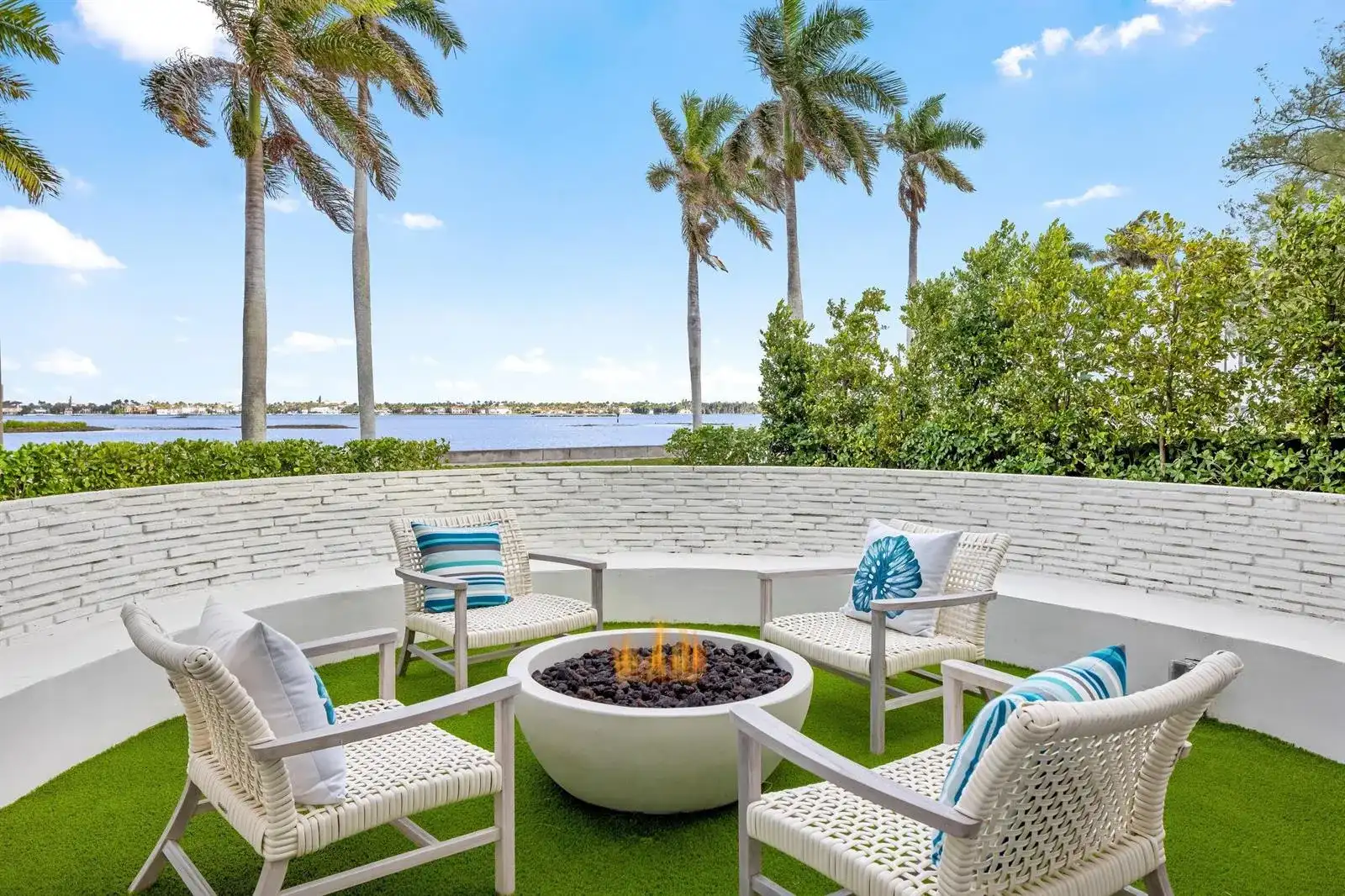 2745 S Flagler Drive, West Palm Beach FL 33405