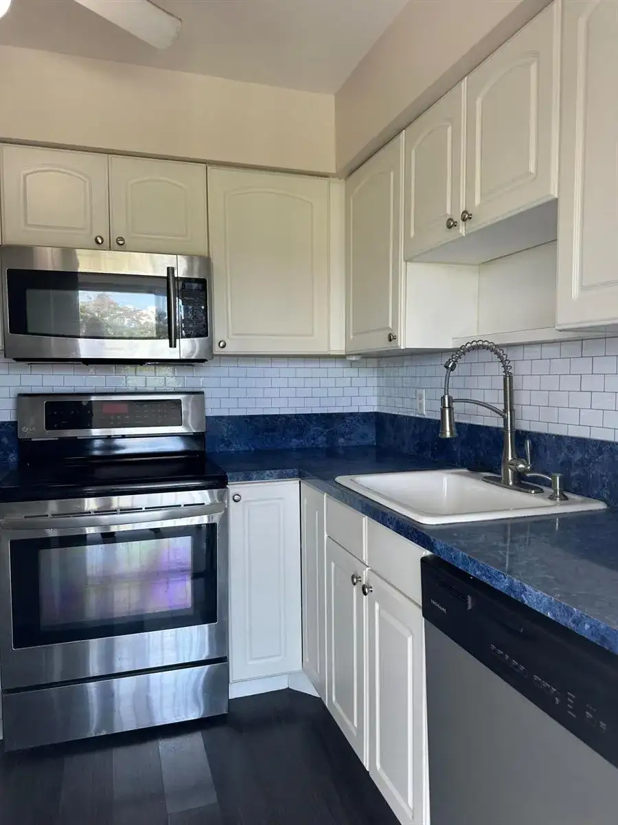 809 HUMMINGBIRD Way # 5C, North Palm Beach FL 33408 photo 2