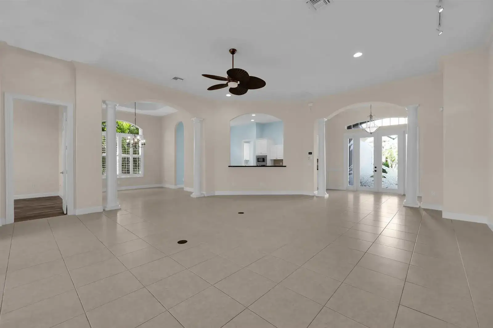 1417 W ISLAND CLUB Square, Vero Beach FL 32963 photo 3