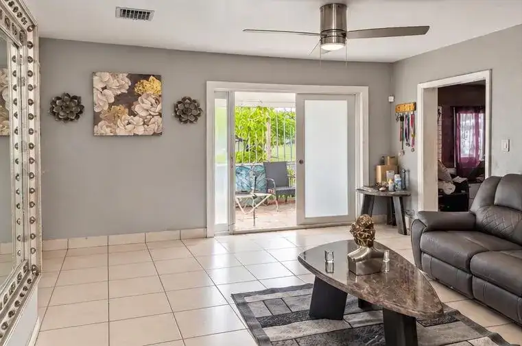 4301 SW 28TH Street, West Park FL 33023 photo 5