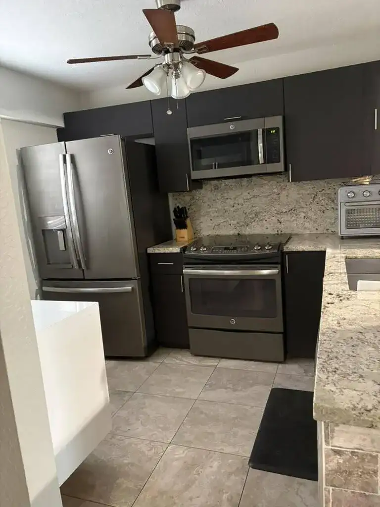 4311 Crystal Lake Drive, Pompano Beach FL 33064 photo 5
