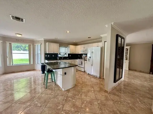 3609 Newport Avenue, Boynton Beach FL 33436