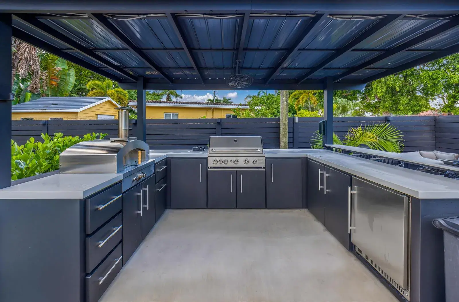 700 NE 16TH Court, Fort Lauderdale FL 33305