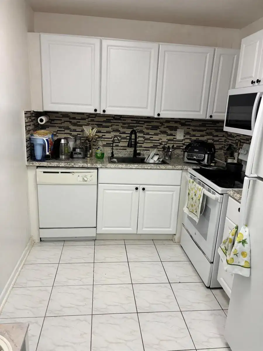 321 Brighton H, Boca Raton FL 33434 photo 2