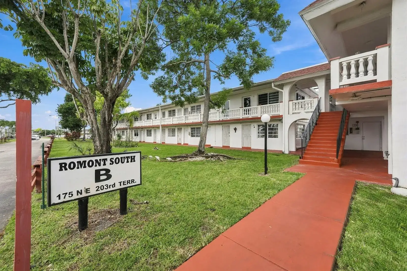 175 NE 203RD Terrace # 24, Miami Gardens FL 33179 photo 3