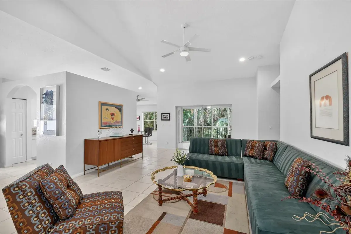 7910 Laina Lane # 3, Boynton Beach FL 33437