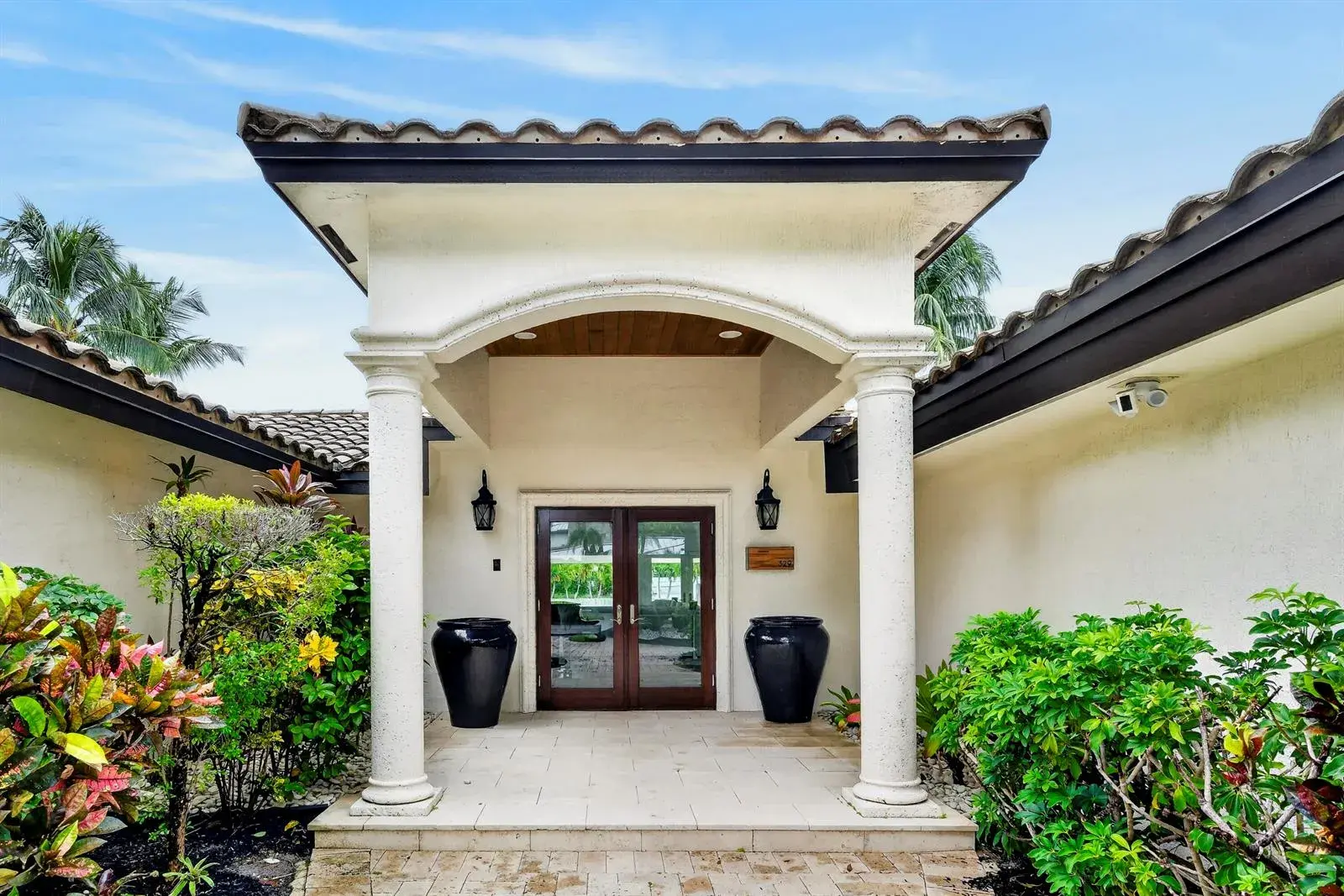 329 ISLE OF CAPRI Drive, Fort Lauderdale FL 33301