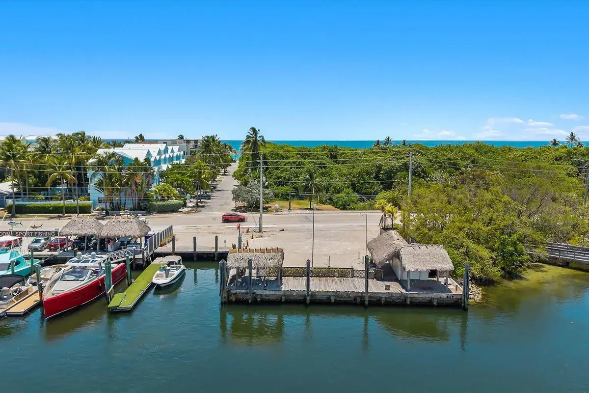 5398 N OCEAN Drive, Hollywood FL 33019