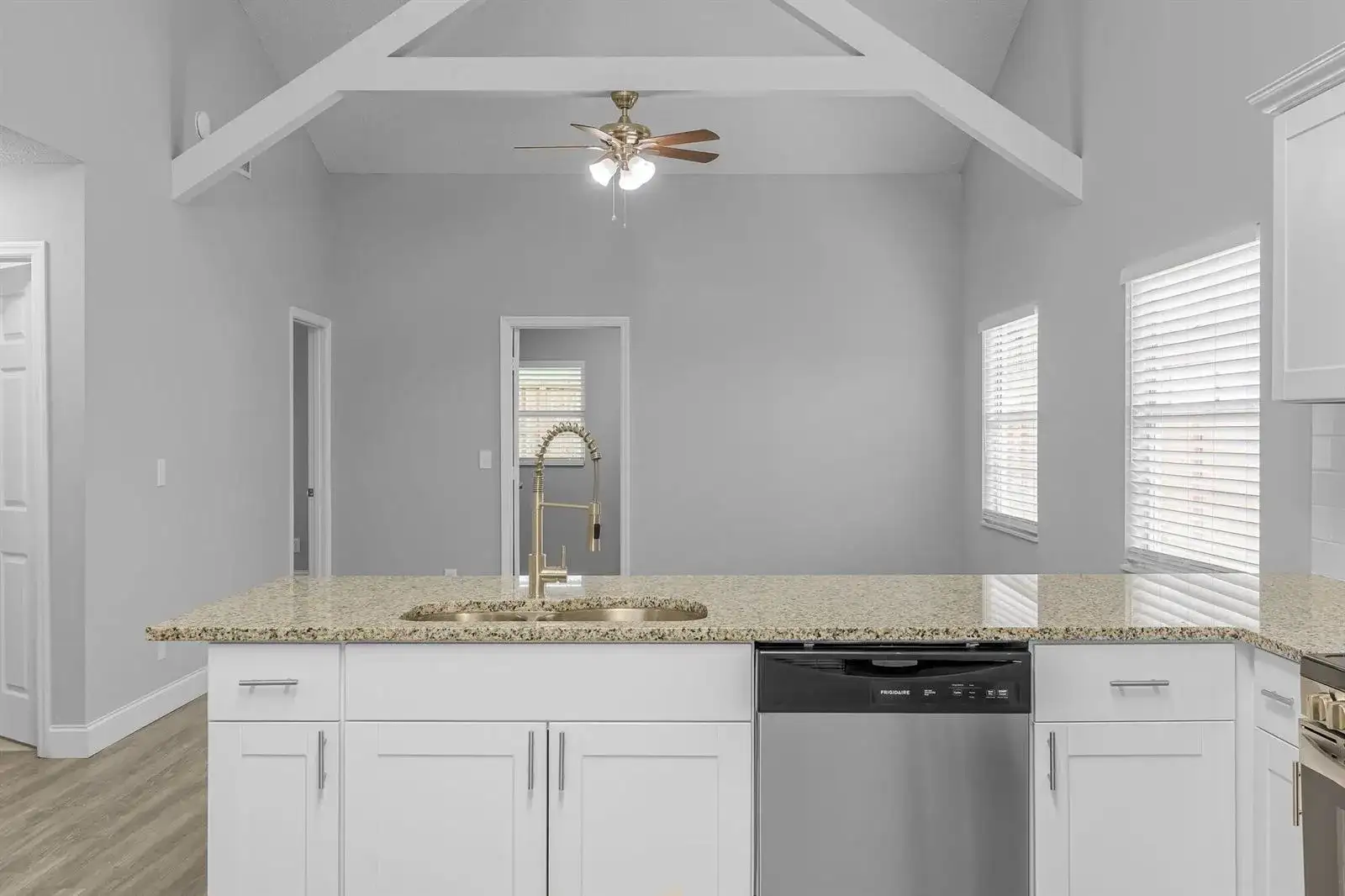 1646 3RD Court SW, Vero Beach FL 32962 photo 5