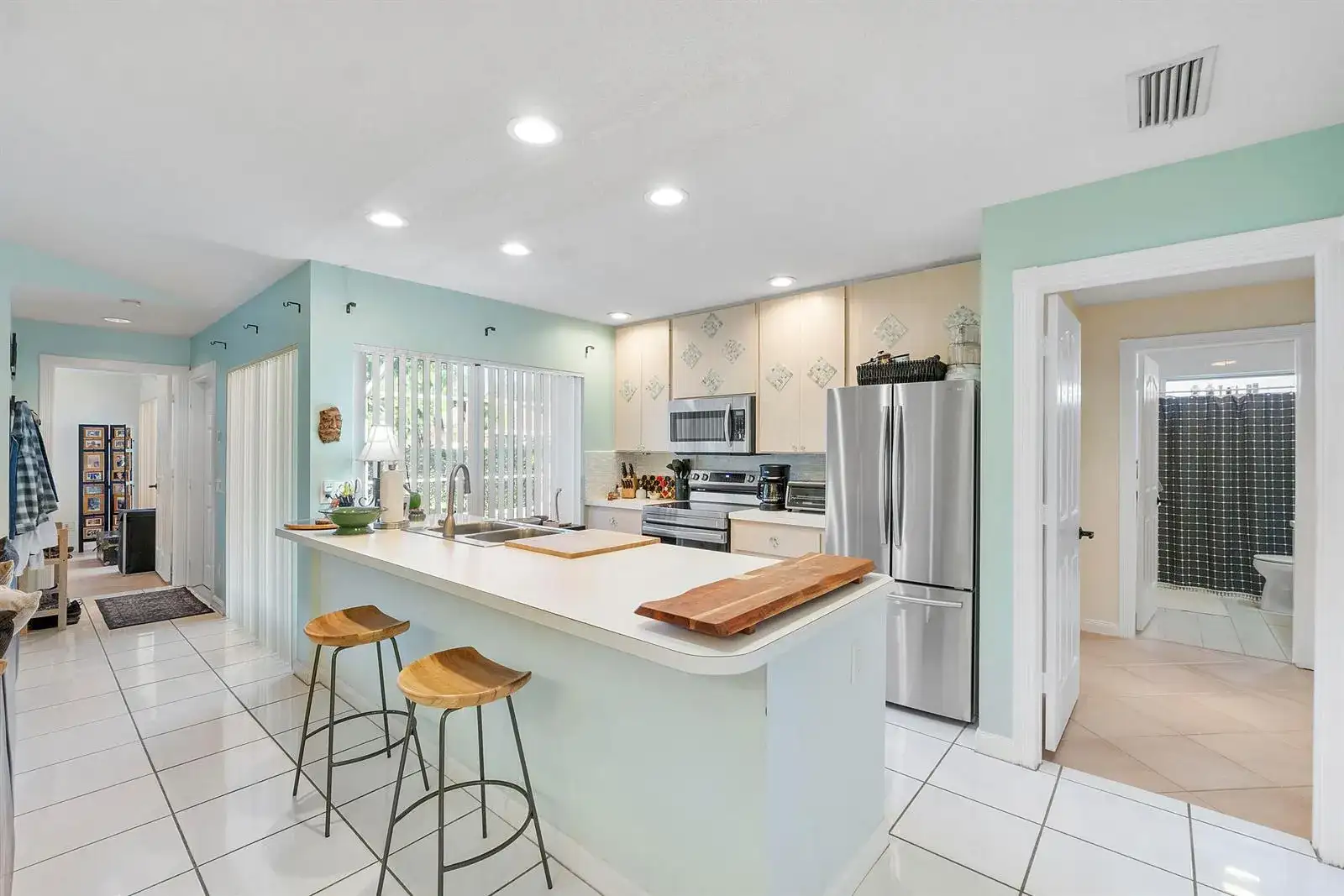 9041 SUN TERRACE Circle # A, West Palm Beach FL 33403 photo 4