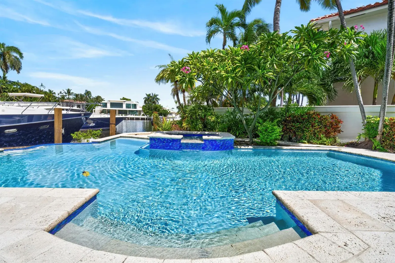 2561 LUCILLE Drive, Fort Lauderdale FL 33316
