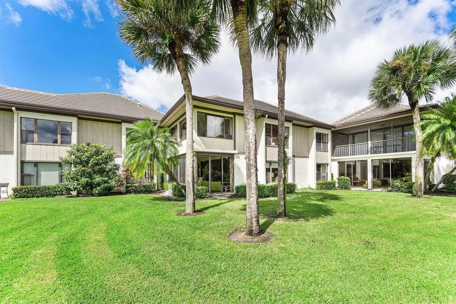 13244 Polo Club Road # C107, Wellington FL 33414