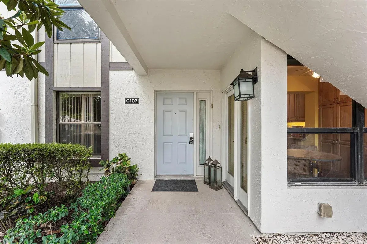 13244 Polo Club Road # C107, Wellington FL 33414