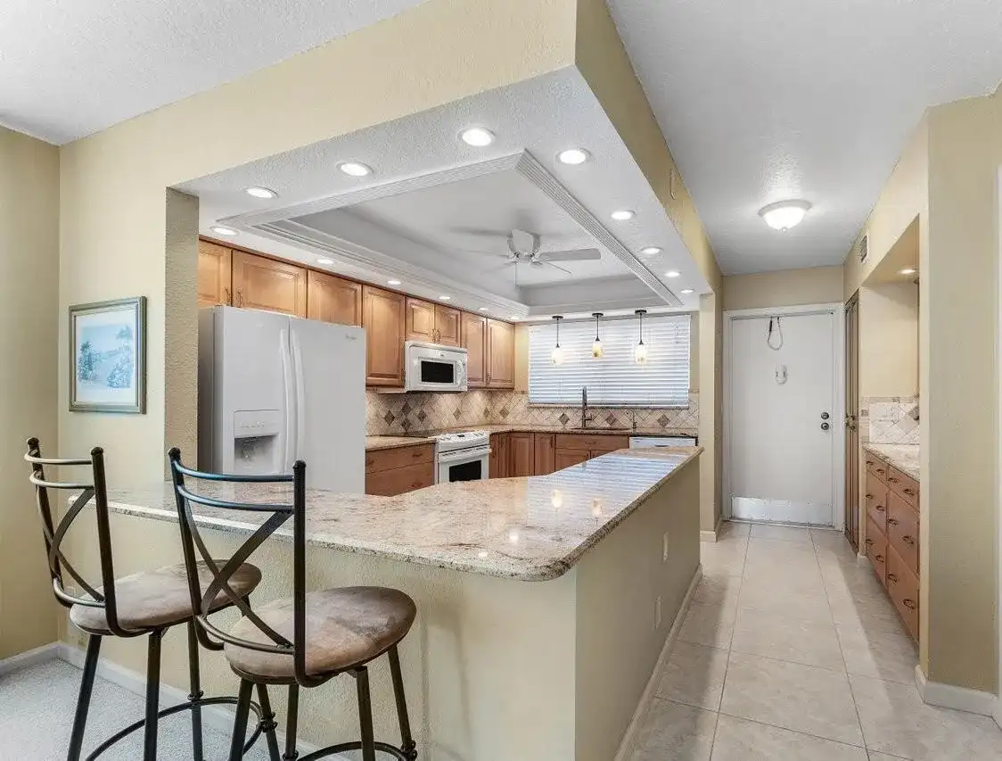 2004 S Federal Highway # 309, Boynton Beach FL 33435