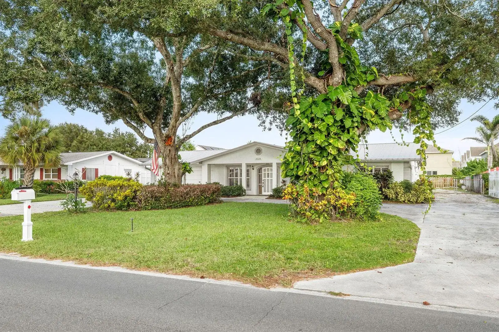 3324 Sunrise Boulevard, Fort Pierce FL 34982 photo 2