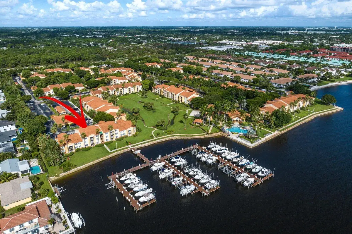 167 YACHT CLUB Way # 107, Hypoluxo FL 33462