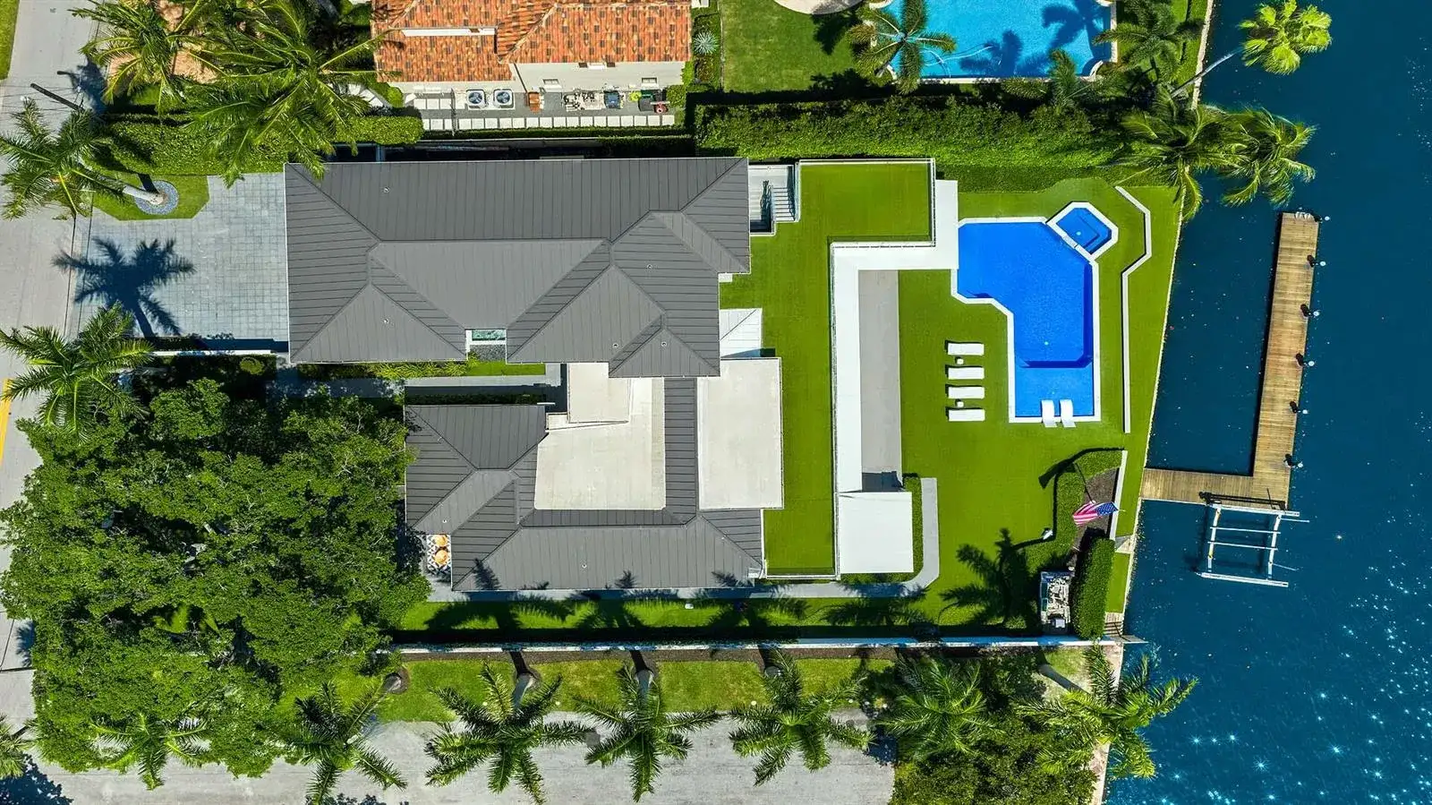 201 Palm Trail, Delray Beach FL 33483 photo 3