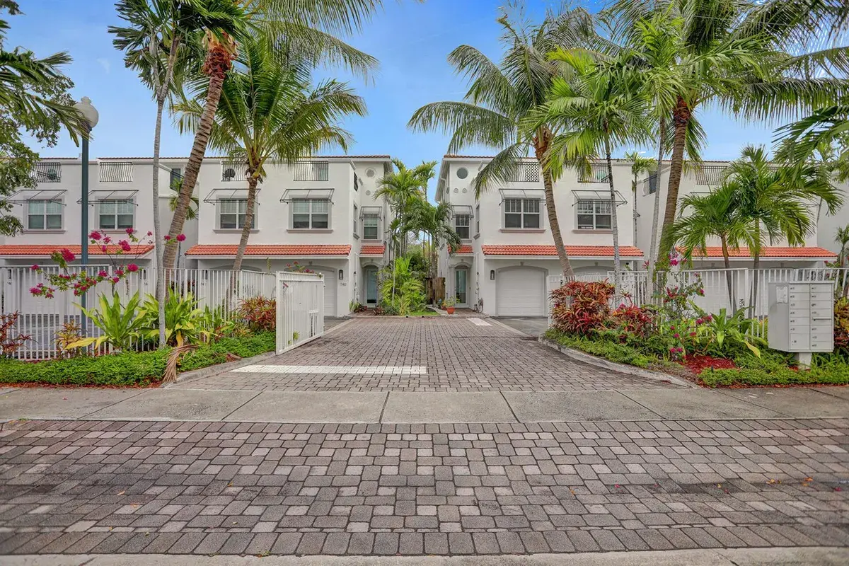 728 NE 7th Avenue, Fort Lauderdale FL 33304