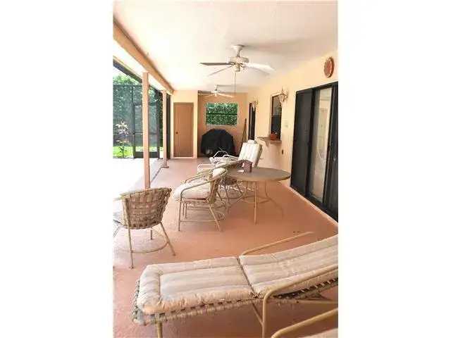 10254 S CROSSWIND Road S # 10254, Boca Raton FL 33498 photo 3