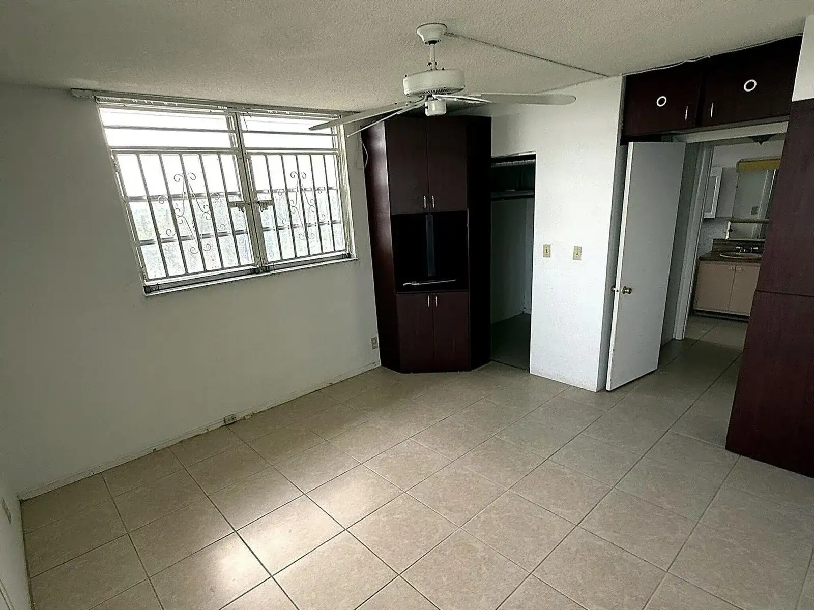 1401 NE Miami Gardens Drive # 1096, Miami FL 33179 photo 4