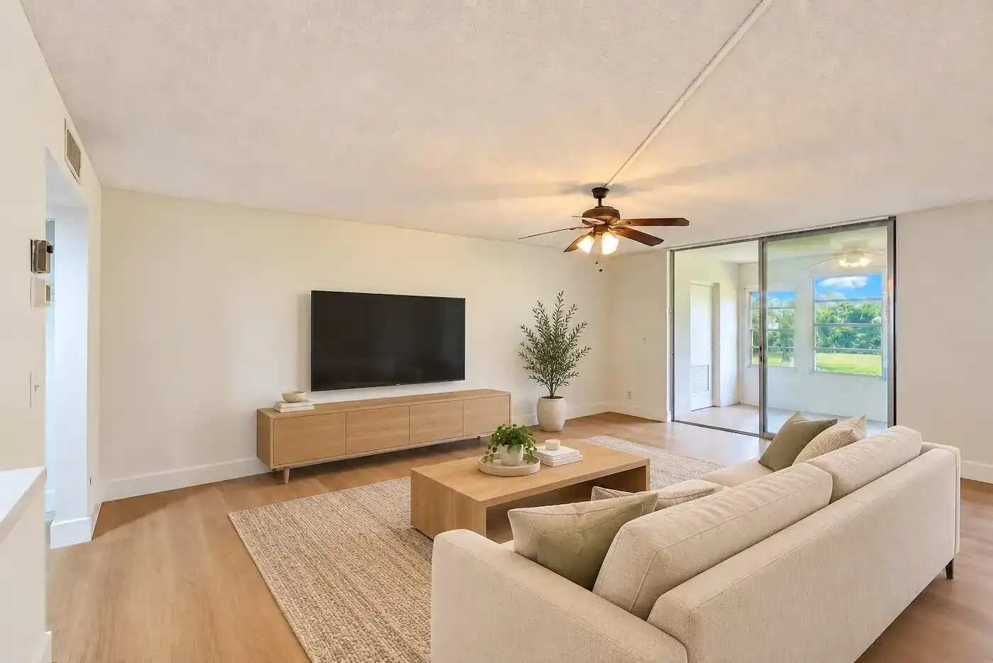 950 NW 80TH Avenue # 104, Margate FL 33063