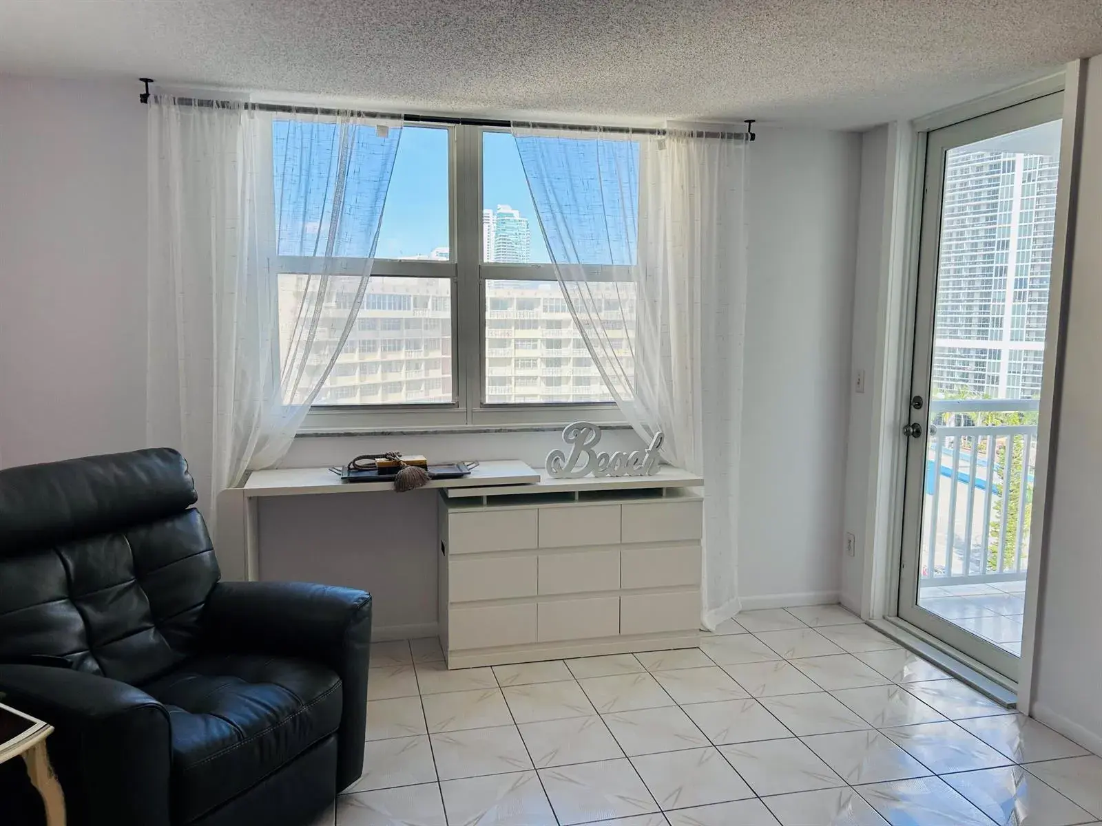 1849 S OCEAN Drive # 1105, Hallandale Beach FL 33009