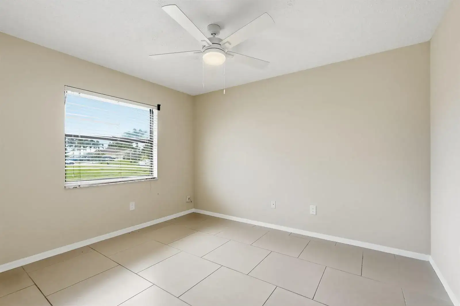 682 SW JACOBY Avenue, Port St. Lucie FL 34953 photo 5
